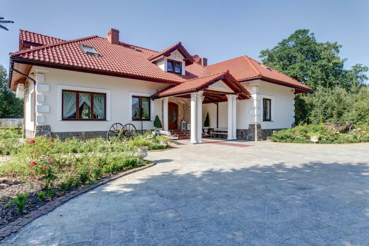 Dworek Kurowski Szczecin Luaran gambar